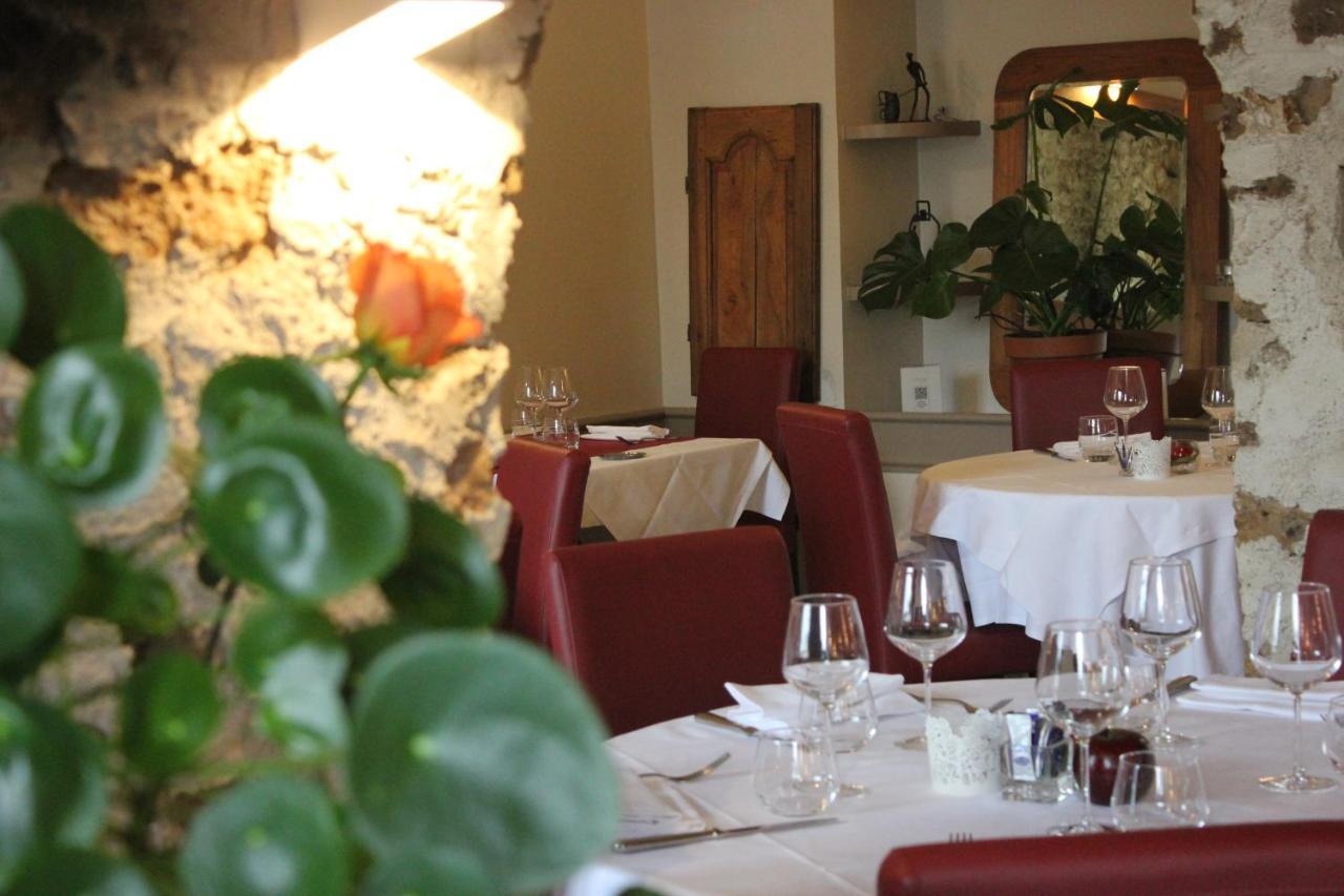 Logis Hotel & Restaurant - Le Manoir De Sauvegrain Saint-Lambert  Εξωτερικό φωτογραφία