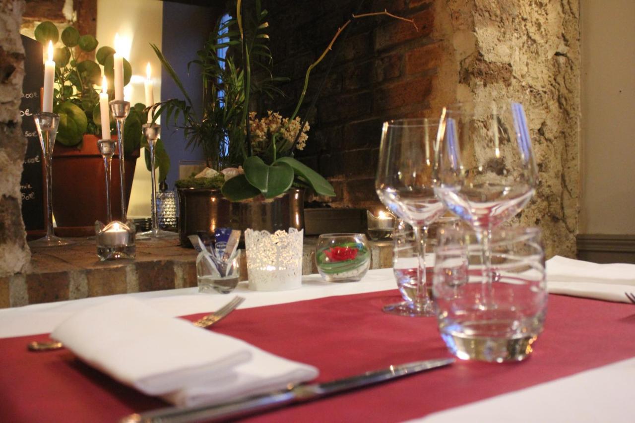 Logis Hotel & Restaurant - Le Manoir De Sauvegrain Saint-Lambert  Εξωτερικό φωτογραφία