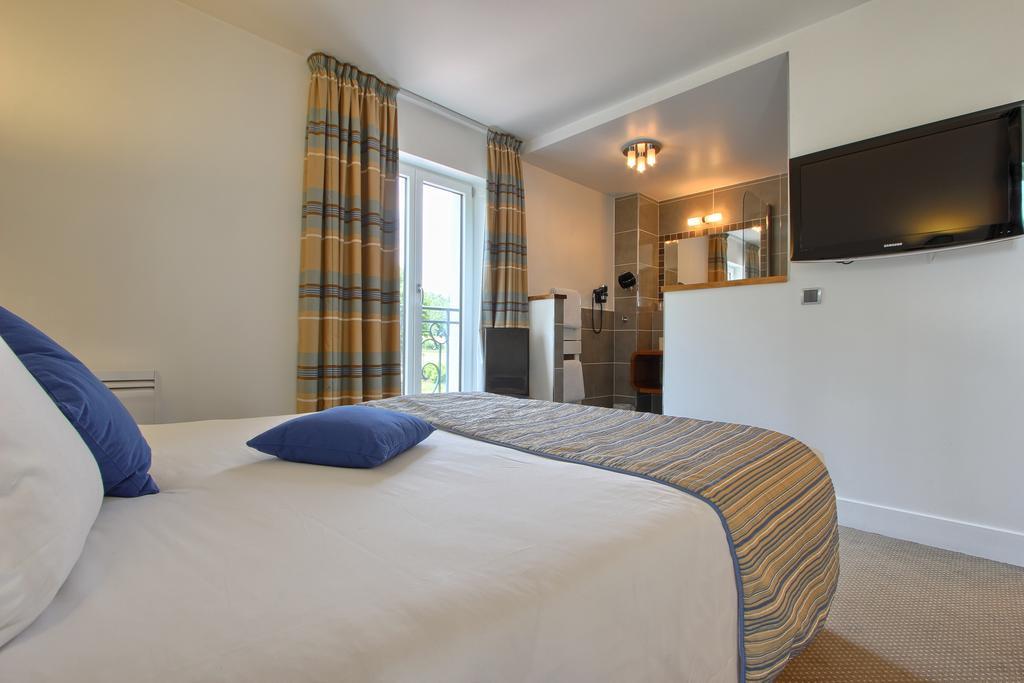 Logis Hotel & Restaurant - Le Manoir De Sauvegrain Saint-Lambert  Εξωτερικό φωτογραφία