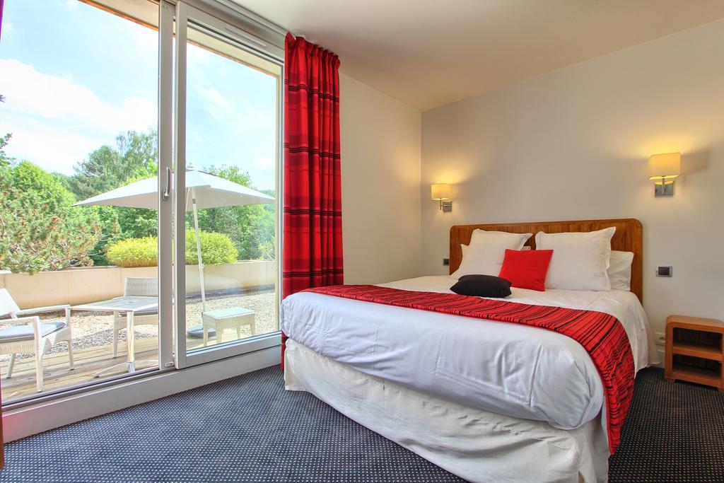 Logis Hotel & Restaurant - Le Manoir De Sauvegrain Saint-Lambert  Εξωτερικό φωτογραφία