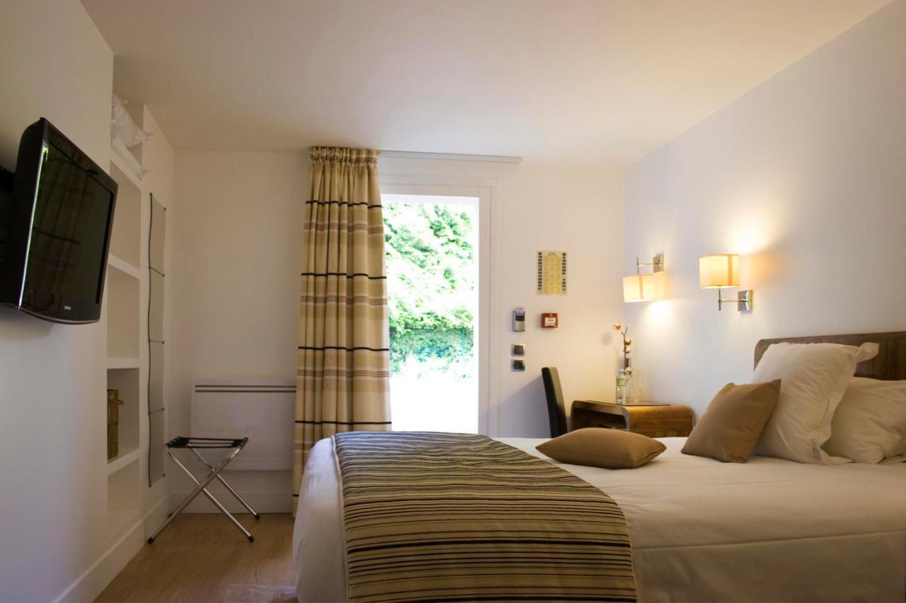 Logis Hotel & Restaurant - Le Manoir De Sauvegrain Saint-Lambert  Εξωτερικό φωτογραφία